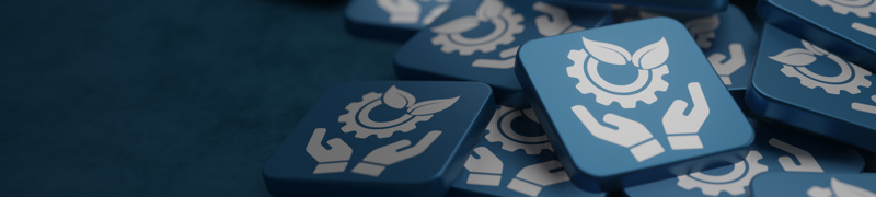 kleine blaue Fliesen mit dem Symbol Nachhaltigkeit - Konzept der blauen Fliesen